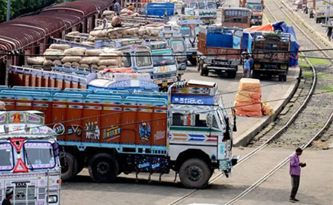 Karnataka to hike registration fee for commercial vehicles from May 1: Report